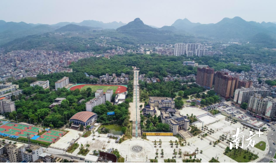 劉禹錫文化廣場(chǎng)。曾亮超 攝